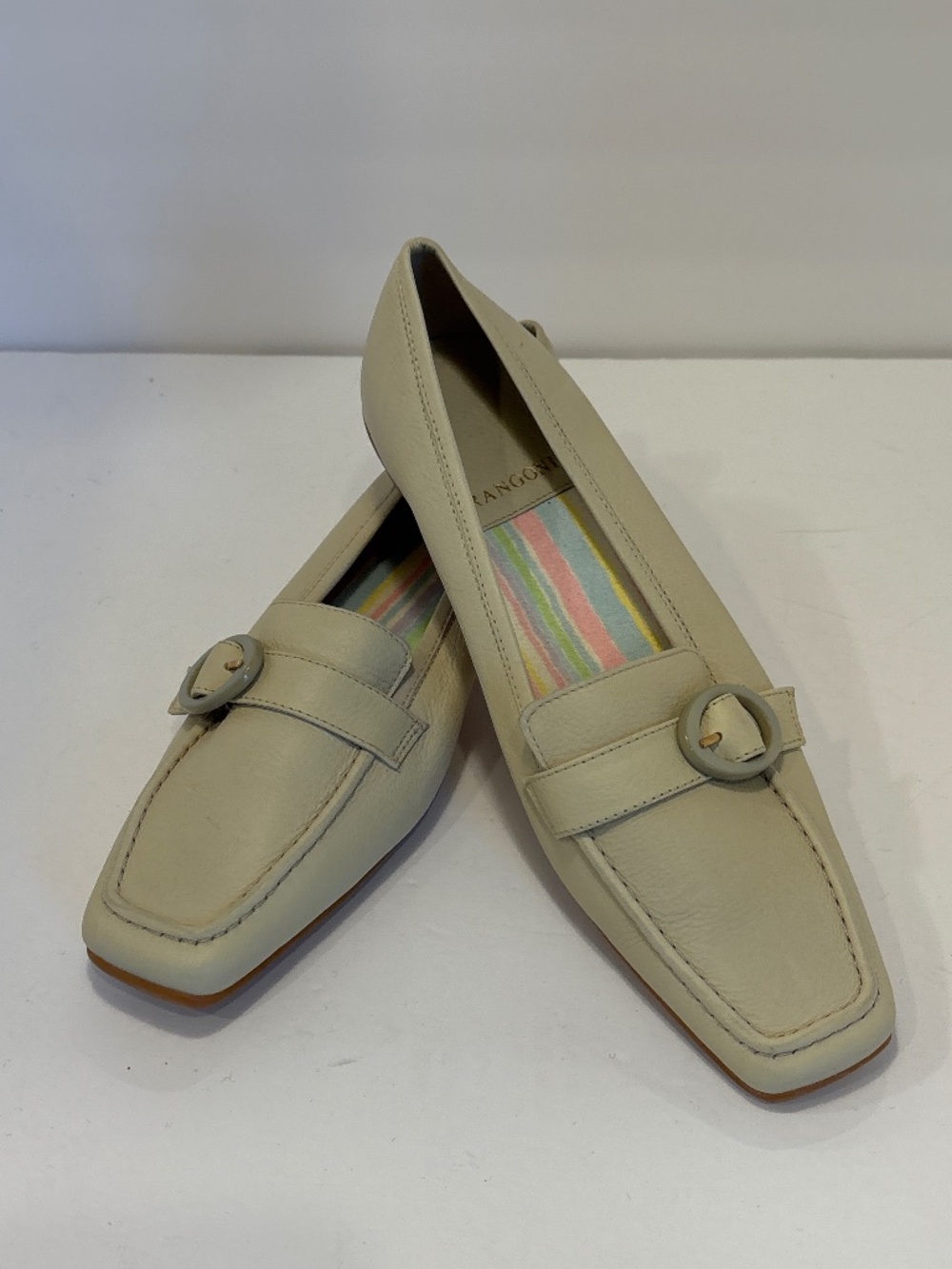 NWOT Women’s Rangoni Firenze Italian  Leather Loafers Sz 8.5